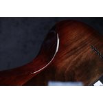 Godin Artisan ST-II WhiskeyBurst EN Quilted Maple Top Guitare Électrique avec Étui