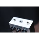 Wren and Cuff Box of War OG Reissue Famous "Civil War" Fuzz Pédale d'Effet avec Boîte