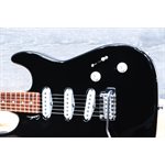 Godin Progression Black High Gloss avec Micros Fender Guitare Électrique avec Étui