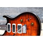 PRS SE Studio Figured Maple Top Orange Tiger Smokeburst Guitare Électrique avec Étui